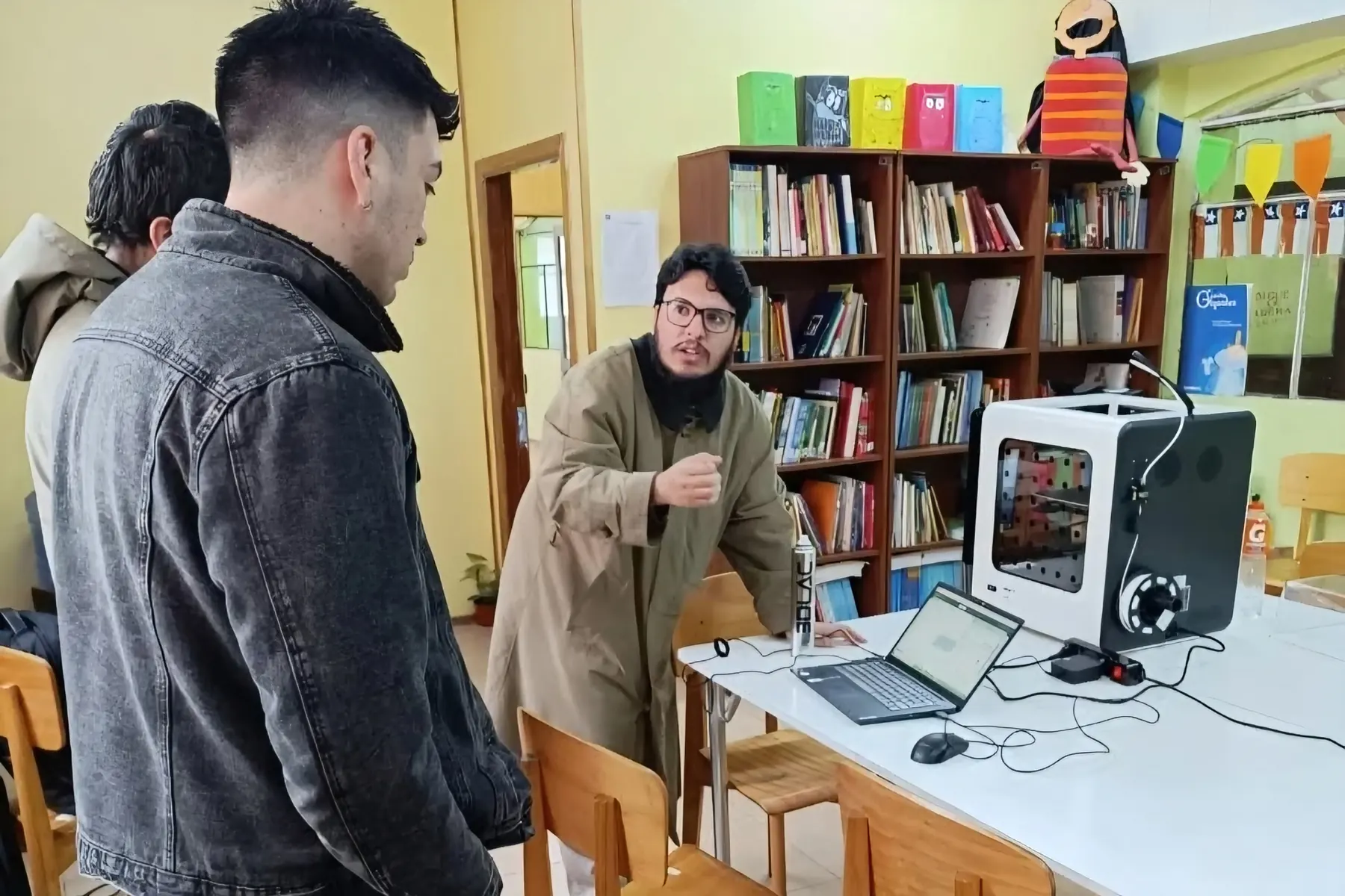 Capacitación en impresión 3D en la Escuela Chile España